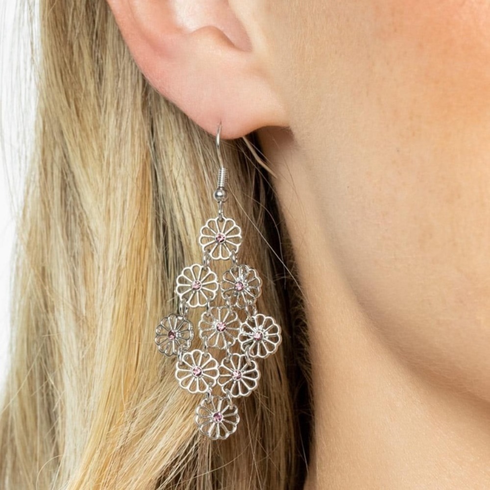 BUSTLING BLOOMS - PURPLE EARRINGS NWT